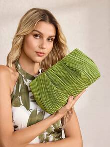 MOTF LADIES' FASHIONABLE GREEN PLEATED CLUTCH BAG, EXQUISITE PARTY AND DINNER BAG, COMMUTER DAILY DRESS MATCHING - Green - View 1