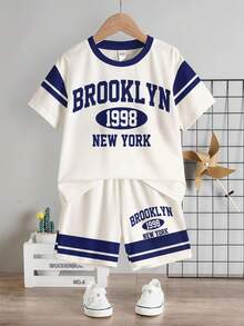 Young Boy's Casual Minimalist T-Shirt Set, Classic Cool Fashion Striped Print, Brooklyn City Name Print, New York Text Print, 1998 Text Print, Suitable For Spring/Summer, Suitable For Sports - Multicolor - View 2