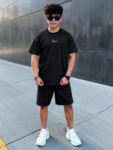 SHEIN 2件套青少年男童休闲字母印花圆领短袖上衣和短裤套装，适合通勤、上学、日常穿着、运动、春夏季节穿着。 - 黑色 - 查看 4