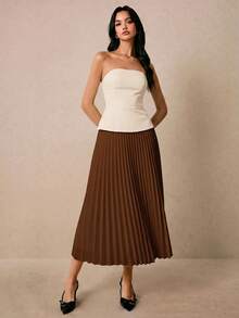 Poéselle Women's Solid Color Bandeau Top And Pleated Mini Skirt Elegant 2-Piece Set - Multicolor - View 6