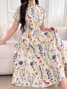 SHEIN 一件式少女夏季休闲时尚经典舒适短袖连衣裙，粉色条纹立领短袖中长宽松衬衫裙，开衩下摆配腰带，适合日常穿着、购物、度假等场合。 - 彩色 - 查看 4