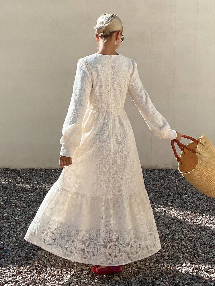 Elegant Fitted White Lace Dress, Spring & Summer