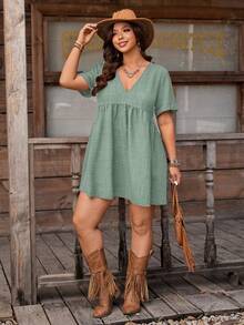 Nubod Plus Size Women's Elegant V-Neck Textured A-Line Short Sleeve Dress, Suitable For Commuting In Summer - Green - View 4