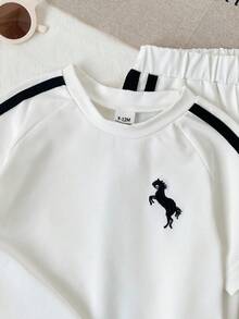 SHEIN 女嬰 2件/套 春季女童休閒運動日常風格 寬鬆刺繡裝飾套裝，短澎澎袖圓領上衣&條紋裝飾長褲 - 白色 - 查看 7