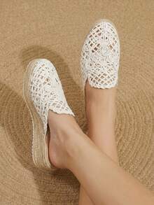Styleloop Giày nữ đế dày dệt từ dây gai dầu, màu trắng, kiểu hở gót, giày bít mũi, dép bít mũi, sandal, giày dây gai dầu phong cách Boho phù hợp để đi chơi, nghỉ mát, hẹn hò hàng ngày, đi biển, du lịch, phong cách thường ngày với giày nữ. - trắng - Xem 4