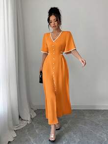 SHEIN Clasi 女士新款春夏设计杏色撞色黑色V领荷叶袖撞色系带腰身宽松撞色腰带A字开衩休闲度假优雅高品质长裙 - 橘色 - 查看 3
