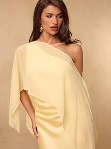 SHEIN BAE Đầm satin màu vàng kem trơn, dáng ôm, thích hợp cho mùa xuân và hè, kết hợp với khăn choàng vai bất đối xứng, kiểu dáng thanh lịch cho tiệc cưới, dự tiệc cocktail hoặc trang phục dự đám cưới. - Màu vàng - Xem 5