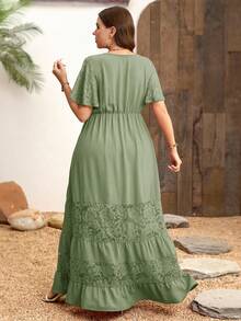 SHEIN Clasi Gaun Gaya Bohemian Leher V dengan Patchwork Renda Elegan Ukuran Plus - Mint Green - View 2