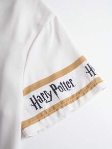 HARRY POTTER X SHEIN 男士度假条纹字母印花单排扣T恤和休闲短裤套装 - 卡其色 - 查看 5