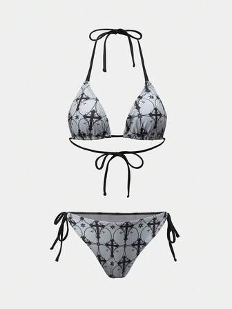 Goth Nuovi costumi da bagno donna 2026SS per vacanze, appuntamenti, stile occidentale, crociere, spiaggia, isole, viaggi in auto, tutte le stagioni, festival musicali, vacanze bohémien, stile bohémien autunnale rilassato Y2K con pantaloncini plissettati, elegante set da spiaggia casual in stile vintage bohémien con croce nera in stile gotico