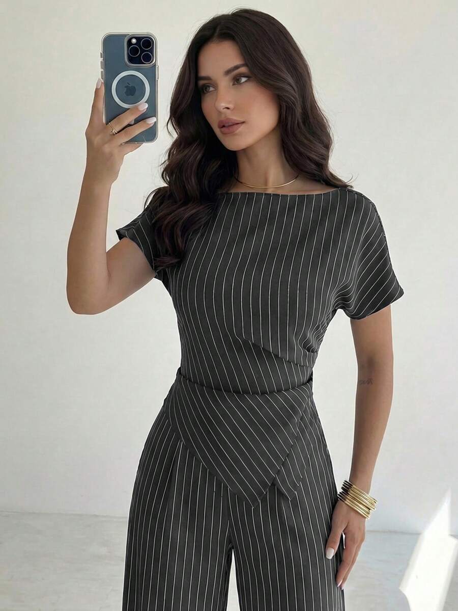 Firerie Conjunto de 2 piezas de camisa con estampado a cuadros y dobladillo asimétrico y pantalones de pierna ancha para mujer, adecuado para ir al trabajo, uso casual diario y ropa de negocios de moda/Conjunto de 2 piezas de ropa de otoño para mujer/Conjunto de 2 piezas para volver a la escuela/Conjunto de 2 piezas de ropa para profesoras - Gris Oscuro - Ver 1