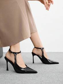 CUCCOO BIZCHIC Royal Sister Style 黑色尖头T字高跟女鞋，适合职场通勤的百搭款式 - 黑色 - 查看 3