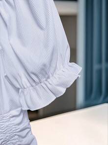 GlowEve 新款熱銷精緻坑條條紋方領泡泡袖百褶顯瘦女款T恤，夏季早午餐日常穿搭，白色浪漫優雅風 - 紫色 - 查看 6