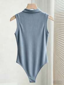 Elegante body versátil con cuello vuelto y media cremallera en punto blanco, body de mujer para primavera/verano, ideal para vacaciones y playa - Blanco - Ver 10