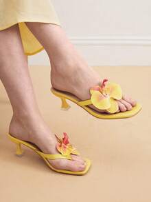 Eladyva Sandalias de chanclas con puntera cuadrada y estampado floral para mujer talla grande, Moda Verano Casual Playa, Nuevos Modelos 2025 - Amarillo - Ver 3