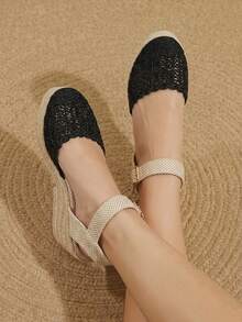 Styleloop Giày cao gót đế xuồng dệt từ dây gai dầu và rơm màu đen dành cho nữ, kiểu dáng quai ngang mắt cá chân, giày sandal đế xuồng bằng dây gai dầu phong cách Boho phù hợp cho đi chơi, nghỉ mát, hẹn hò hàng ngày, đi biển, du lịch, phong cách thường ngày với giày nữ. - màu đen - Xem 5
