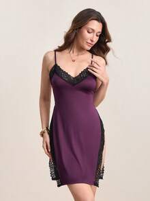 Hourtrue Sexy Women's High Slit Lace Camisole Nightgown - Red Violet - View 1