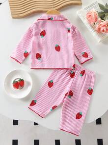 女婴长袖开衫和裤子家居服套装（2件套），梭织面料，可爱樱桃印花 - 彩色 - 查看 2