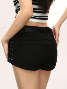 SHEIN CURVE+ 大尺碼牛仔女郎黑色彈性性感牛仔短褲，夏季 - 黑色 - 查看 6