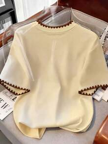 Resyla 女款短袖T恤，極簡刺繡蝴蝶結圖案，荷葉領設計，約會、夏季休閒戶外上衣，優雅圖案設計，百搭日常穿著，戶外、購物、旅行 - 彩色 - 查看 2