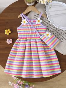 SHEIN Genkimix Kids 女孩休閒可愛條紋洋裝，女孩春/夏吊帶背心洋裝，女孩春/夏優雅洋裝配3D花卉與包包設計，提花針織面料適合日常與戶外穿著 - 紫色 - 查看 1