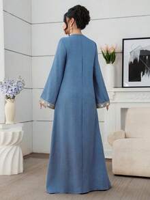 Al Najma Vestido elegante de manga larga, cuello en V, suelto y de unicolor con decoración de cinta para uso diario - Azul - Ver 2
