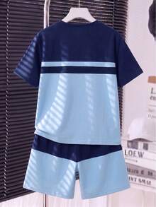 Conjunto de camiseta de manga corta con cuello redondo y estampado de letras de color contrastante, y pantalones cortos para niño preadolescente - Multicolor - Ver 2