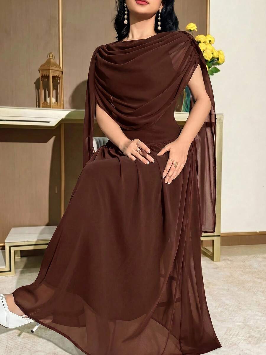Modelyn 女士优雅圆领长连衣裙，简约设计，适合夏季穿着 - 咖啡棕 - 查看 1