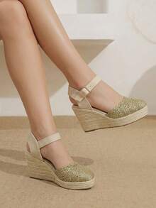 Styleloop Giày cao gót đế xuồng dệt từ dây gai dầu và rơm, quai ngang mắt cá chân màu vàng, giày sandal đế xuồng kiểu Boho phù hợp cho đi chơi, nghỉ mát, hẹn hò hàng ngày, đi biển, du lịch, phong cách thường ngày với giày nữ. - Vàng - Xem 1