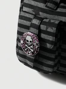 ROMWE Goth 4件套Y2K复古朋克哥特美学动漫徽章套装，包含紫色/黑色/豹纹、蛇纹、蜘蛛网、蝙蝠、十字架、爱心、骷髅图案，银色胸针配饰，适合女孩、朋友、礼物 - 多色-2 - 查看 7