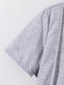 SHEIN 青少年男孩拉鍊素色短袖 Polo 衫與短褲休閒套裝 - 灰色 - 查看 4