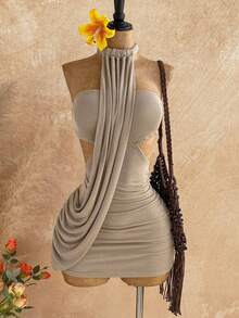 SHEIN PETITE CURVE 大码女式春夏不对称裹身系带修身迷你连衣裙，适合约会、花园派对、下午茶、插花、波西米亚风、度假、复古风、假日等各种场合。 - 卡其色 - 查看 3