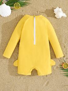 SHEIN Traje de baño de protección solar de manga larga con diseño de pato de color contrastante y diseño de retazos para niño preadolescente, adecuado para vacaciones en la playa, natación, verano - Amarillo - Ver 3