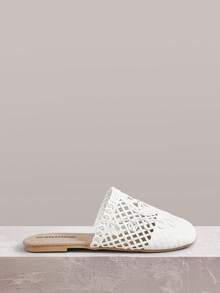 Styleloop Giày bệt nữ mũi tròn đế bằng màu trắng dệt hở gót, giày bít mũi kiểu mule, sandal phong cách boho, phù hợp đi chơi, đi nghỉ mát, hẹn hò hàng ngày, đi biển, du lịch, phong cách thường ngày, giày bệt nữ. - trắng - Xem 6