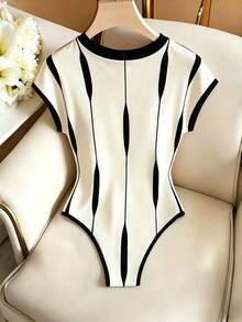 SHEIN Franclia 女士极简圆领印花无袖连体衣 - 黑與白 - 查看 2
