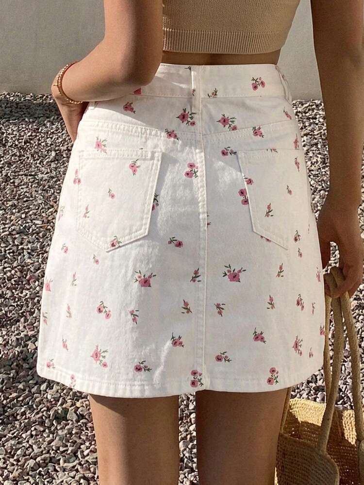 Women's Casual Solid Color Washed Pocket White Straight Denim Skirt, Spring/Summer