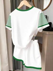 Set de 2 piezas de top de manga corta con cuello redondo y shorts con estampado minimalista para niñas preadolescentes - Blanco - Ver 2