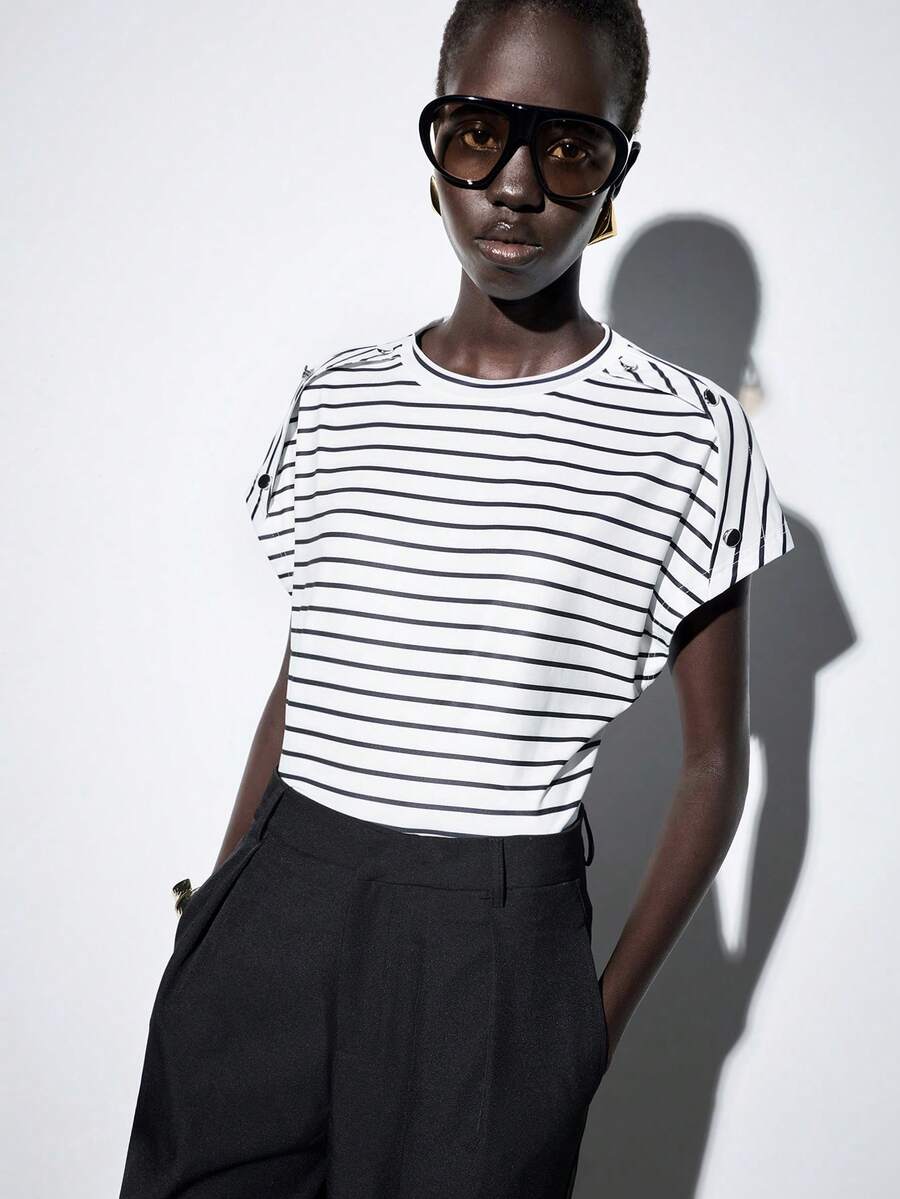 Lumivelle 女士休闲纯色圆领纽扣T恤,春夏款 - 白色 - 查看 1