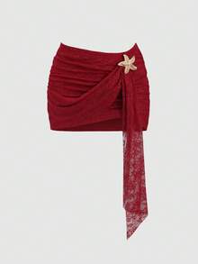 Sweetra Rok Mini Bodycon Lipit Wanita Elegan Seksi dengan Hiasan Renda, Patchwork, Hem Bergelombang Asimetris, dan Dekorasi Logam - Merah - View 4