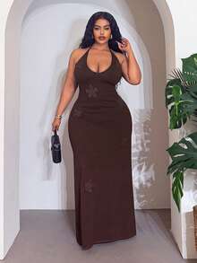 Slaydiva Phong cách mùa hè mới, Tiệc sinh nhật, Đi làm hàng ngày, Cơ bản đa năng, Thường ngày, Kỳ nghỉ, Du lịch biển, Bãi biển, Bên bờ biển, Tắm nắng, Món đồ, Hẹn hò, Mua sắm, Khu nghỉ dưỡng gợi cảm, Kỳ nghỉ trên đảo, Phong cách Bohemian, Trang phục nghỉ hè, Tiệc tùng, Lễ hội âm nhạc, Khách sạn nghỉ dưỡng, Đầm maxi ôm sát không tay màu nâu trơn gợi cảm, cổ yếm buộc dây phía trước, cổ khoét sâu, chất liệu móc len, cỡ lớn - màu nâu - Xem 9