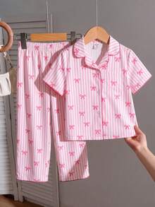 SHEIN 少女條紋圖案翻領鈕扣前開短袖上衣與長褲 2 件組 寬鬆舒適梭織睡衣套裝 - 西瓜粉 - 查看 3