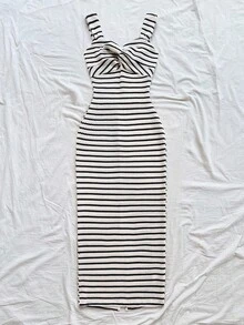 SHEIN PETITE CURVE 大码女士休闲条纹中长连衣裙，夏季套装，女士无袖条纹中长连衣裙，条纹连衣裙，夏季连衣裙，前扭结 - 黑與白 - 查看 8