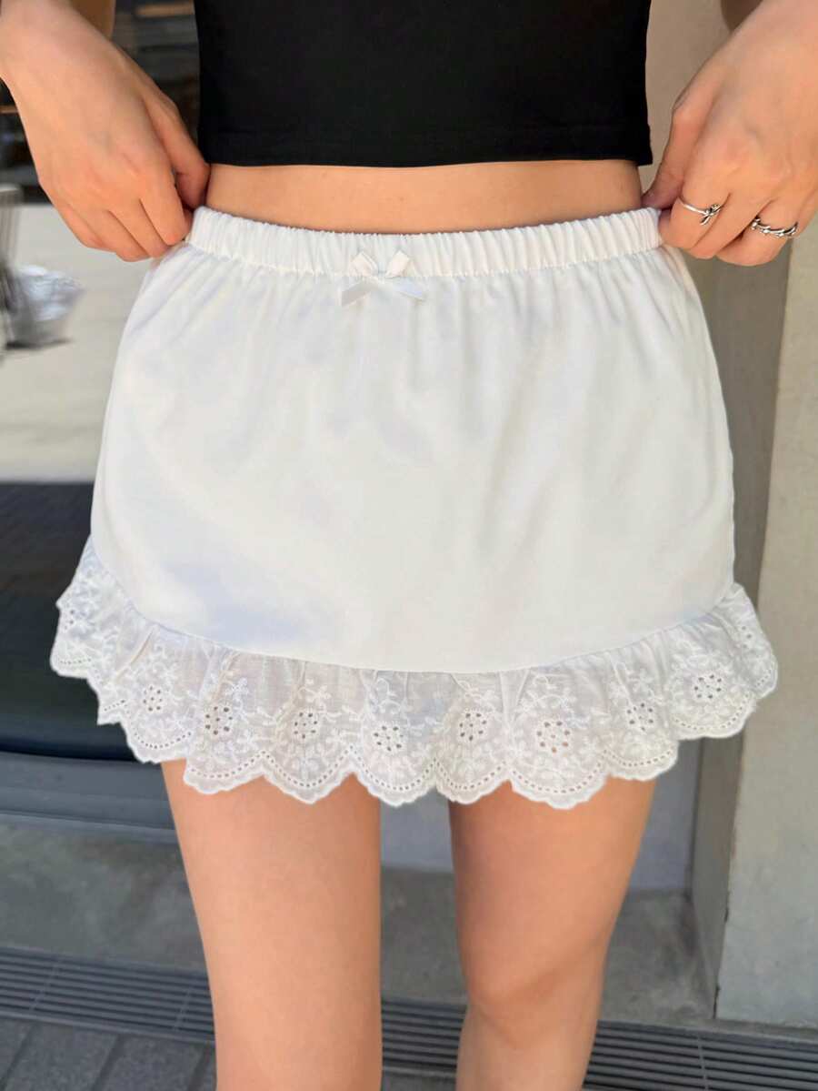 K-Vae Minimalist Floral Trim All-Match Versatile Fashion Skirt - White - View 1