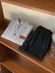 SHEIN 男童休闲V领短袖衬衫短裤套装，舒适时尚，适合日常穿着、上学、郊游、音乐节、假期、海滩度假、夏季休闲、节日庆典以及春夏季节。 - 彩色 - 查看 5