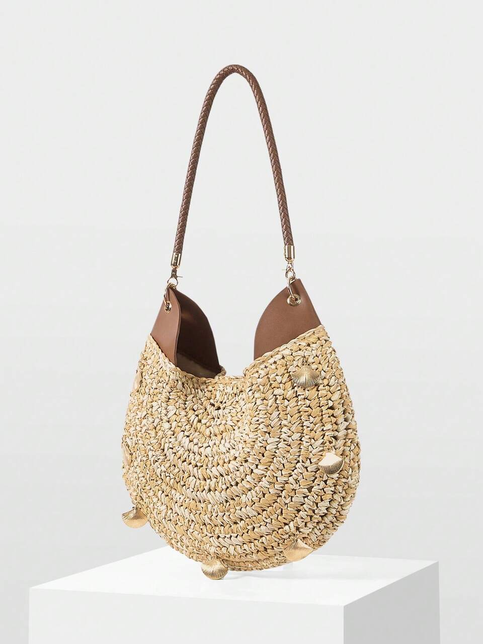LADIES SHOULDER BAG, EXQUISITE HARDWARE DECORATION, FASHIONABLE HOLIDAY WOVEN SEMI-CIRCULAR BAG