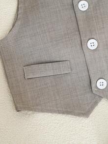 SHEIN Bộ vest nam 2 món bao gồm áo vest dệt và quần dài, không có áo sơ mi và phụ kiện, thích hợp cho tiệc sinh nhật, đám cưới, biểu diễn sân khấu, quần áo cho bé trai. Trang phục Ngày của Mẹ đầu tiên của bé//Trang phục gia đình đồng bộ/Trang phục mẹ và bé - Xám - Xem 5