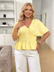 SHEIN LUNE Plus Size Women's Light Yellow V-Neck Blouse, Summer Vacation Elegant - Yellow - View 5