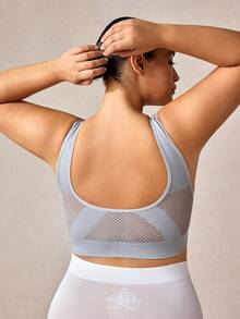 Veilyse 1pc Plus Size Women Breathable Mesh Hollow Out Wirefree Bra, Comfortable Lingerie - Grey - View 2