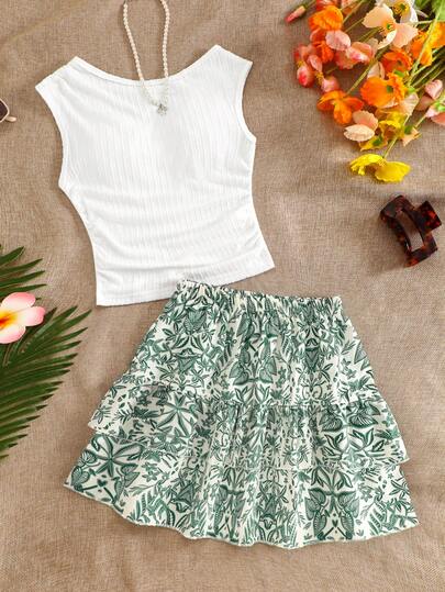 SHEIN Hướng dẫn phối đồ dự tiệc thanh lịch cho các cô gái trẻ, họa tiết thực vật cổ điển, phong cách mùa hè cuối tuần đi biển, tạo ảo giác về vóc dáng thon gọn hơn, những món đồ cơ bản thời trang cho nữ tuổi teen, bộ 2 món, áo chất liệu mềm mại, áo phông trắng, áo hai dây xếp ly bất đối xứng, họa tiết hoa kỹ thuật số, chân váy ngắn màu cam.
