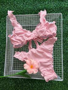 Swim Mod Conjunto de bikini con volantes y lazos en color rosa sólido, traje de baño con volantes y textura térmica para primavera y resort para mujeres - Rosa - Ver 5